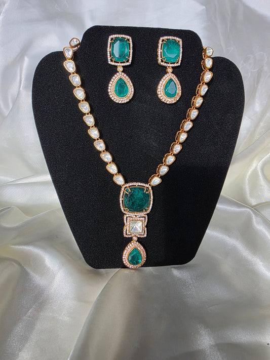 Khanoor Meher Emerald Set