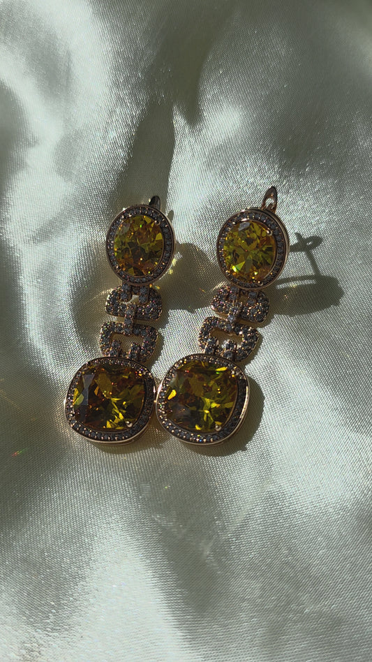 Golden Noor Drop Earrings