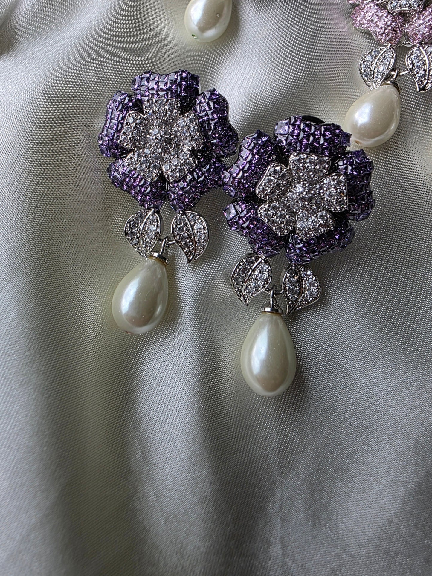 Elara Blossom Pearl Drops